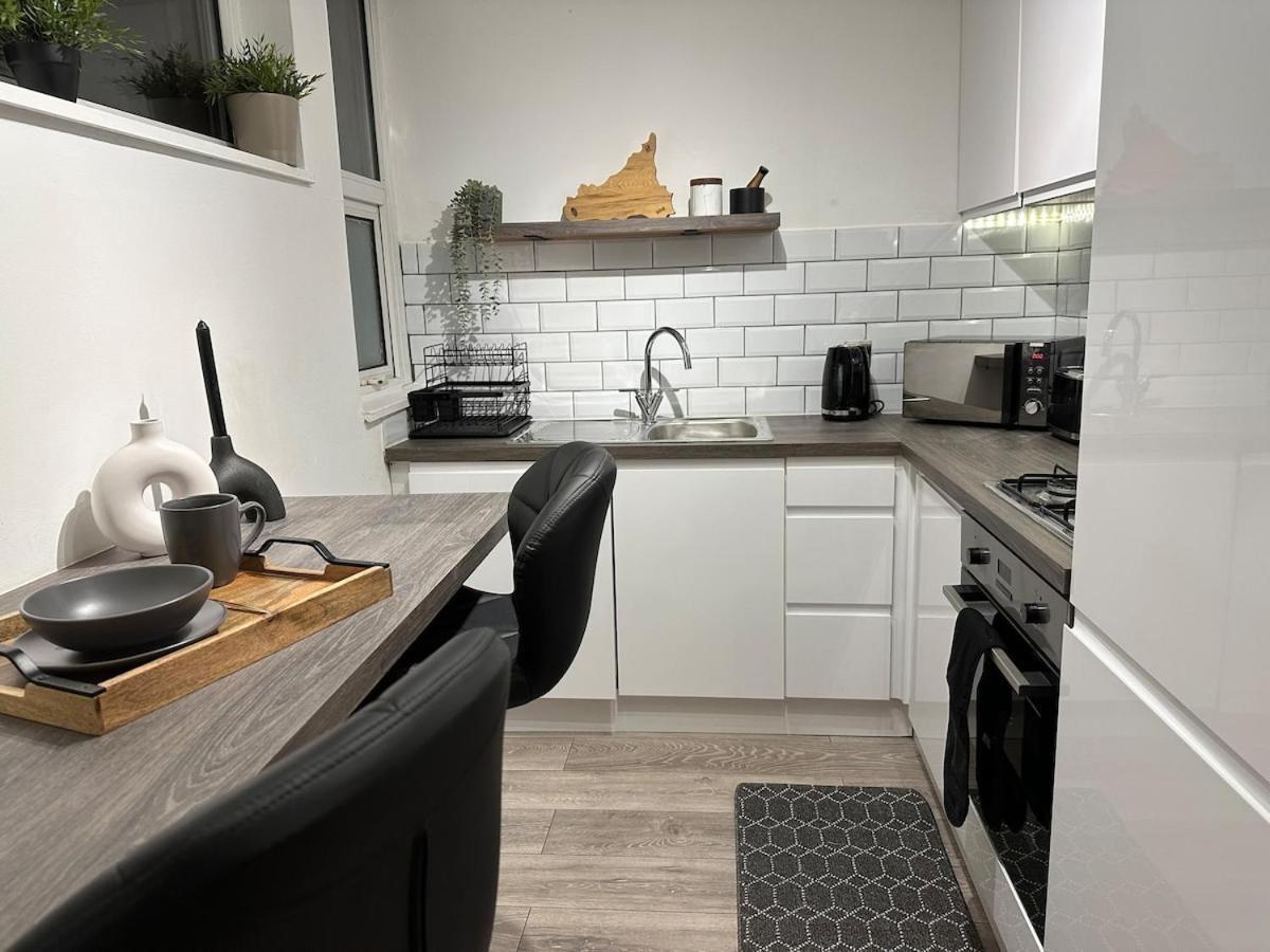Spacious And Modern Flat In Archway London Kültér fotó